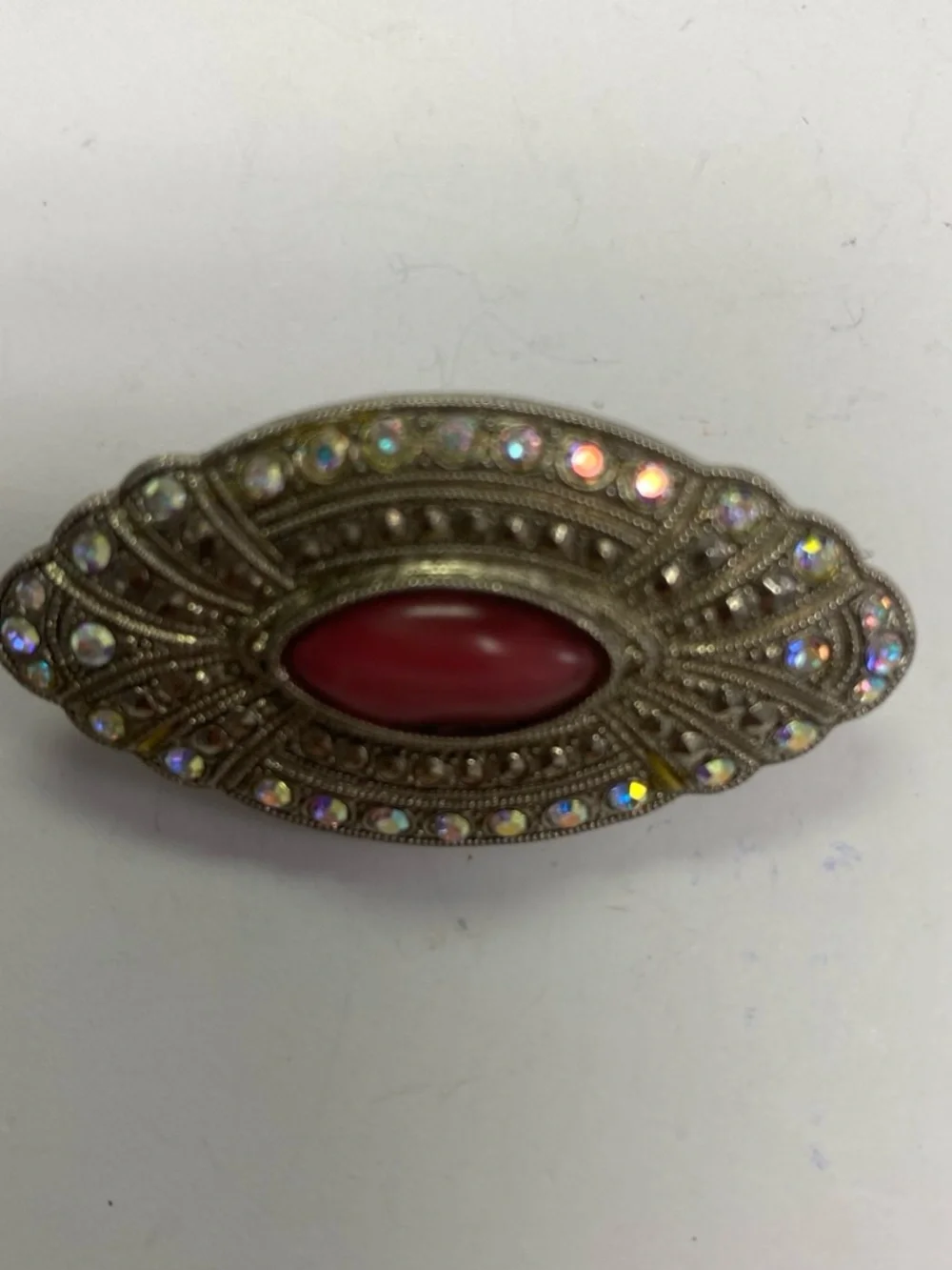 Vintage-Inspired Women's Brooch with Pink Cabochon and Aurora Rhinestones